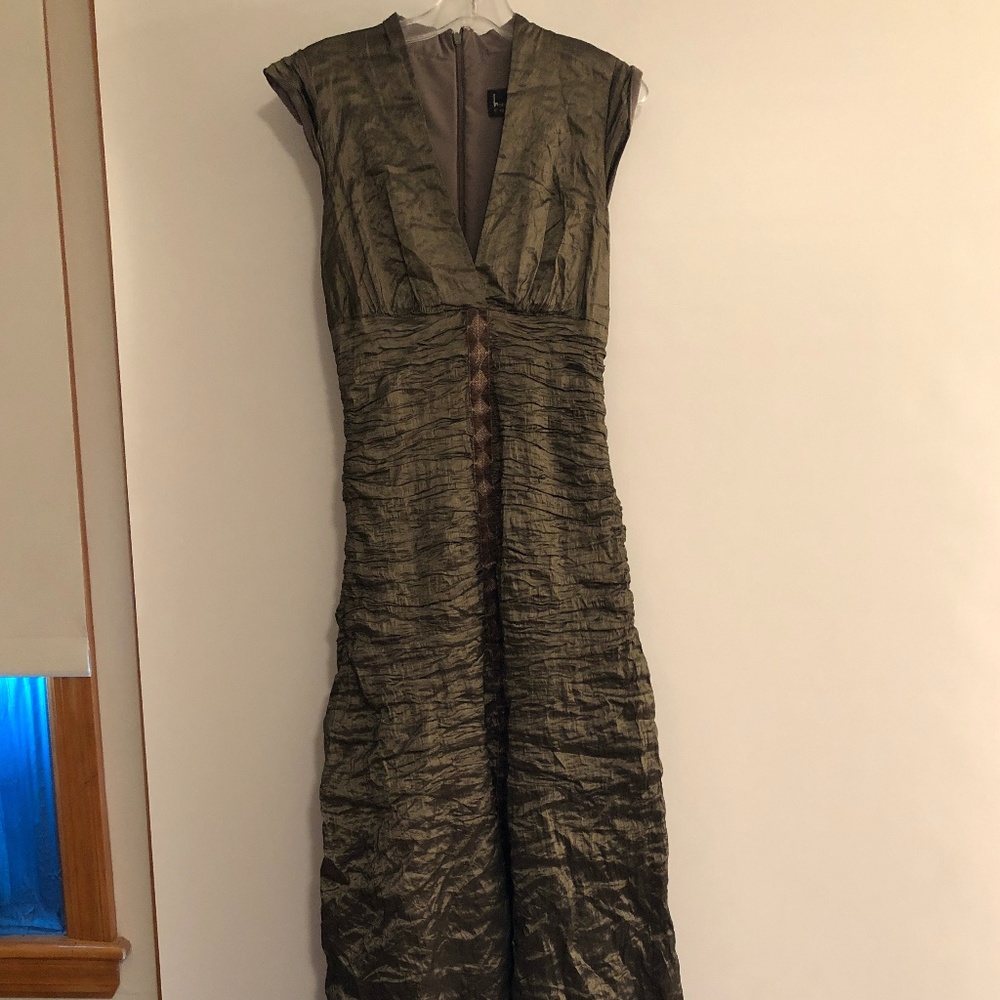 Nicole Miller Collection ruched long green dress